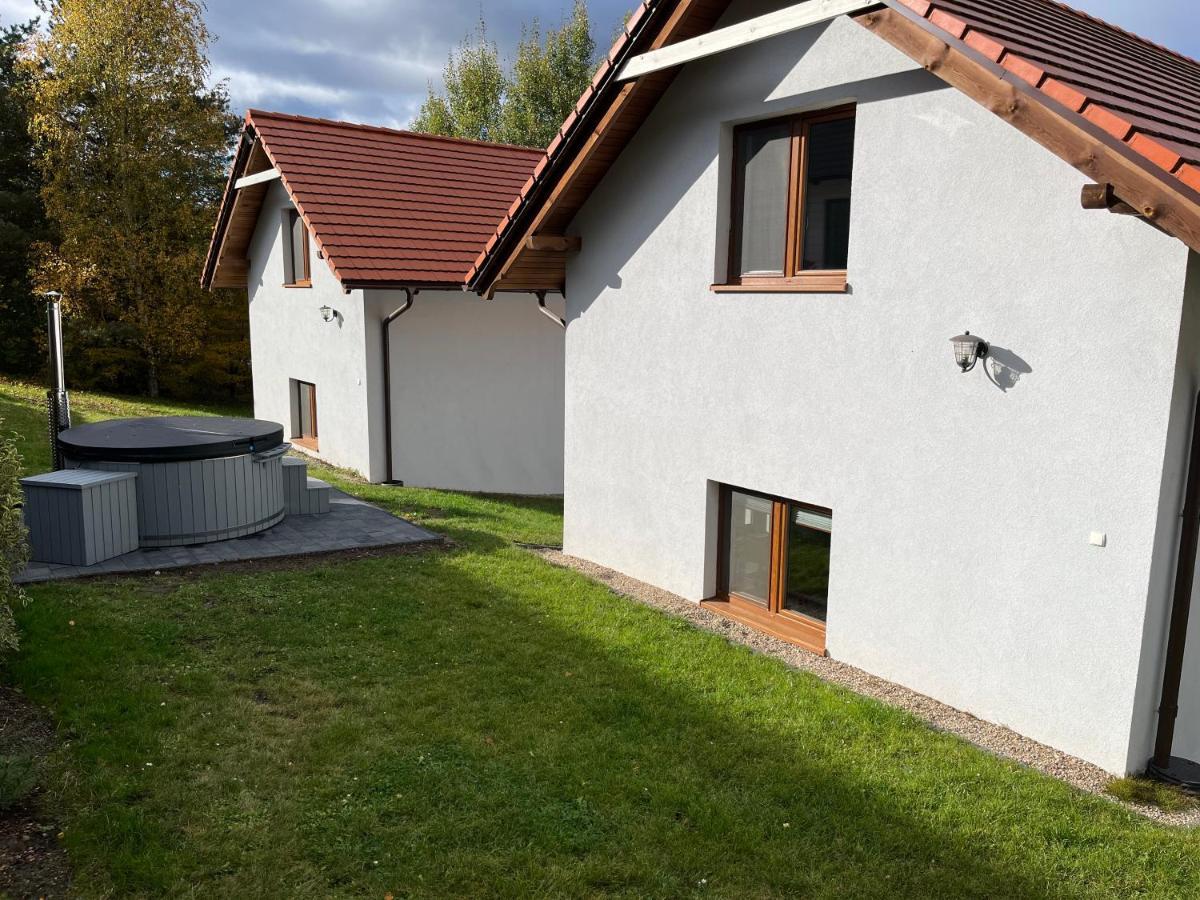 Malinowe Wzgórze domki 90 m2 z sauną i balią Krzeszna Zewnętrze zdjęcie